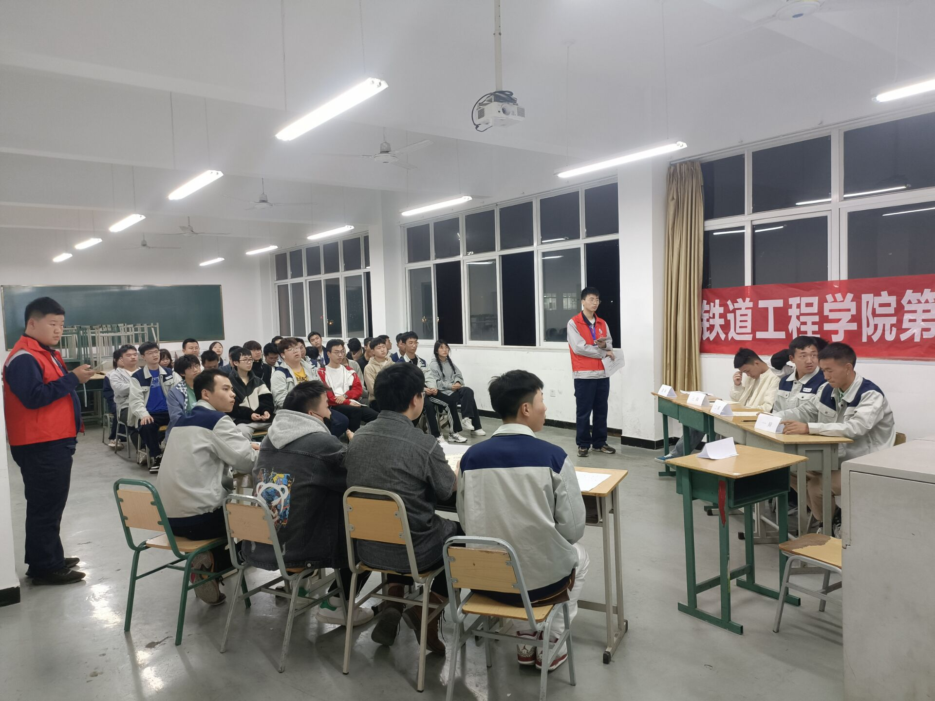 图片2.png 图片2.png